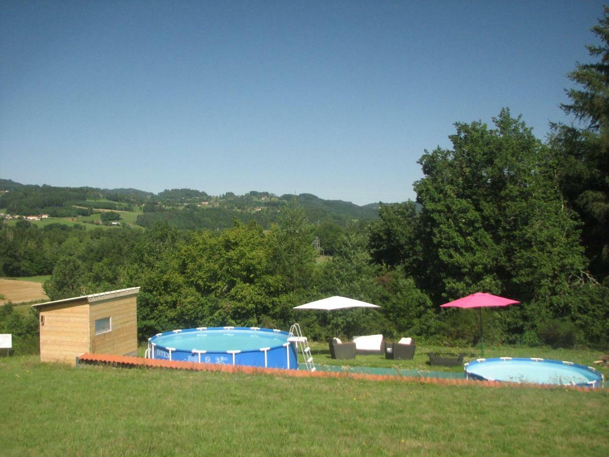 Camping La Vallee Verte Ambert Ngoại thất bức ảnh