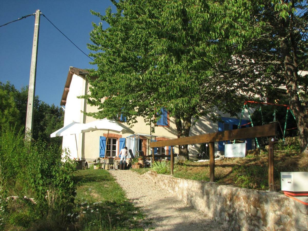 Camping La Vallee Verte Ambert Ngoại thất bức ảnh
